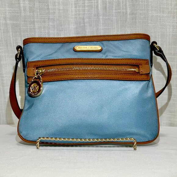 MICHAEL Michael Kors MK Kempton Powder Blue Nylon & Brown Leather Crossbody Bag - Picture 4 of 14